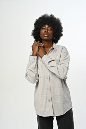 KADIN DESENLİ OVERSİZE KESİM GRİ RENK GÖMLEK