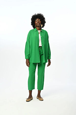 KADIN DÜZ RENK OVERSİZE KESİM GÖMLEK