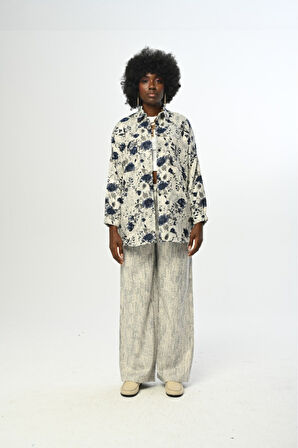 KADIN KARIŞIK DESENLİ CEPLİ OVERSİZE KESİM GÖMLEK