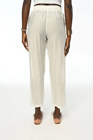 KADIN BELİ LASTİKLİ RAHAT KALIP DÜZ RENK PANTOLON