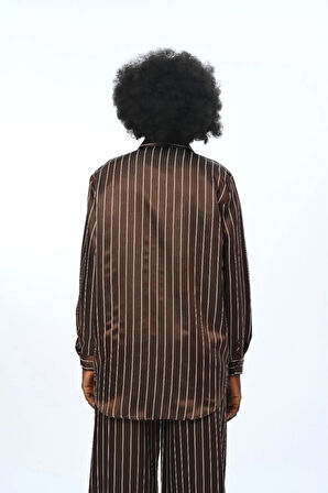 KADIN DÜZ RENK ÇİZGİLİ OVERSİZE KESİM GÖMLEK