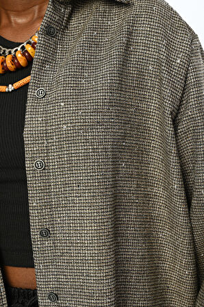 KADIN PUL İŞLEMELİ OVERSİZE KESİM GÖMLEK