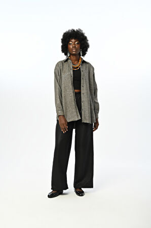 KADIN PUL İŞLEMELİ OVERSİZE KESİM GÖMLEK