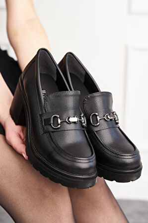 Günlük Kadın Loafer Tokalı Klasik Kalın Topuklu Tırtıklı Tabanlı Oval Burunlu Makosen Ayakkabı 76706