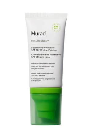 Güneş Koruyucu - SPF 50 PA++++ Bio-Retinoid İçeren Yaşlanma Karşıtı Nemlendiricili Güneş Koruyucu 50 ml