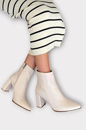 Kalın Topuk Sivri Burun Fermuarlı Kadın Bot BEJ