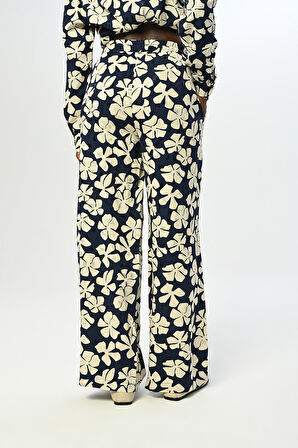 KADIN BELİ LASTİKLİ BOL PAÇA ÇİÇEK DESENLİ PANTOLON