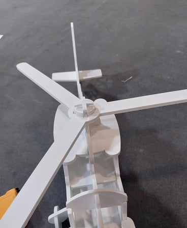 Maket Helikopter