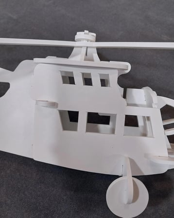 Maket Helikopter