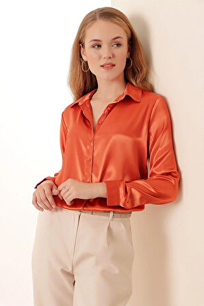 Kadın Oranj  Hafif Dökümlü Saten Yüzeyli Gömlek HZL22W-BD139641