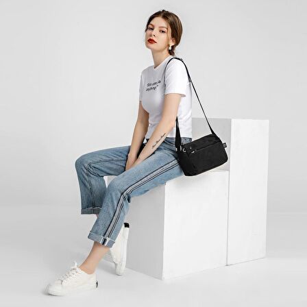 Küçük Boy Postacı Kadın Çantası Smart Bags Krinkıl 1006-28