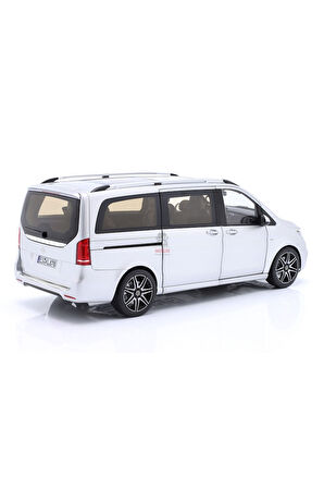 Mercedes-Benz V class AMG-Line minibus 1/18 Beyaz