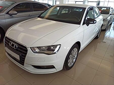 Audi a3 8v ayna kapağı yarasa siyah boyalı 2013 / 2019