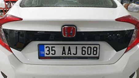 Honda civic fc5 uyumlu bagaj kapağı üst kaplaması siyah 2016 / 2021