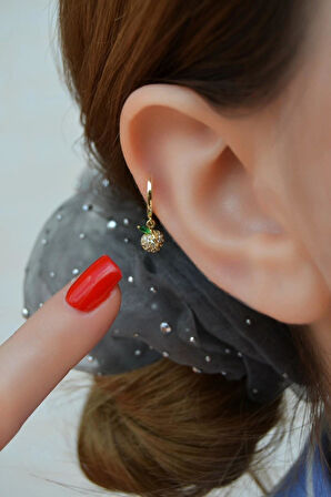 Zirkon Taşlı Yapraklı Meyve Charm Halka Piercing – Gold Renk | Helix, Kıkırdak, Lob Uyumlu | Tekli