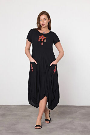 Kadın Siyah Nakış Detaylı Cepli Şalvar Elbise HZL25S-VM10361