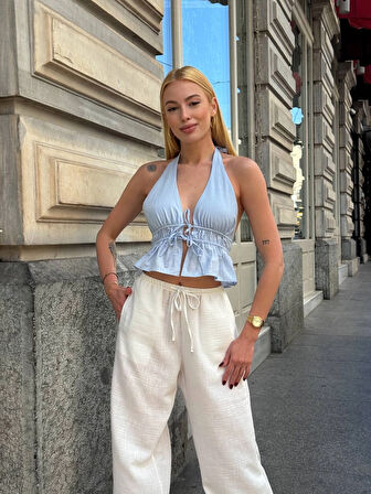 Kadın Mavi Boyundan Bağlamalı Sırtı Açık Keten Bluz HZL24S-ZK11081