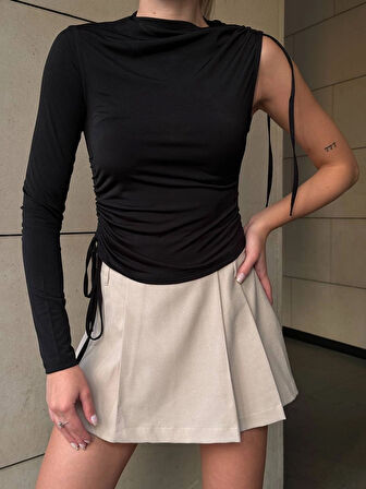 Kadın Siyah Tek Kol Yanları Büzgülü Sandy Kumaş Bluz HZL25W-ZK11501