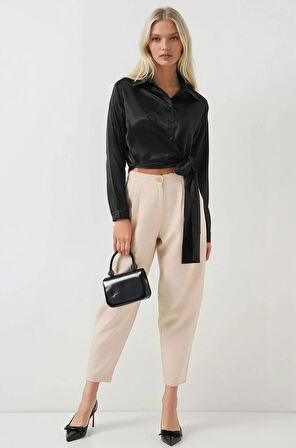 Kadın Siyah Bağlama Detaylı Saten Yüzeyli Gömlek HZL25S-BD1202871