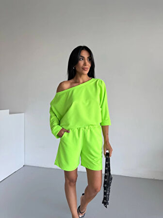 Kadın Neon Yeşil 2 İplik Kayık Yaka Bluz Şort Alt Üst Takım HZL25S-120511