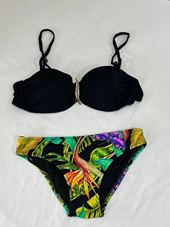 Kadın Siyah Taş İşlemeli Toka Aksesuarlı Astarlı Bikini Takım HZL25S-LC208