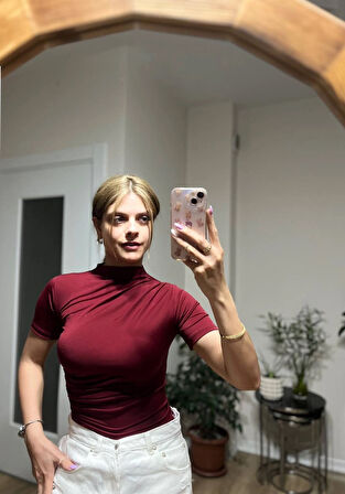 Kadın Bordo Büzgü Detay Yarım Kol Sandy Bluz HZL25S-FRY121741