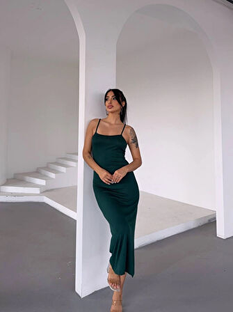 Kadın Zümrüt Yeşil Ayarlanabilir Askılı Midi Boy Elbise HZL25S-FRY122921