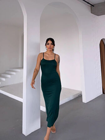 Kadın Zümrüt Yeşil Ayarlanabilir Askılı Midi Boy Elbise HZL25S-FRY122921