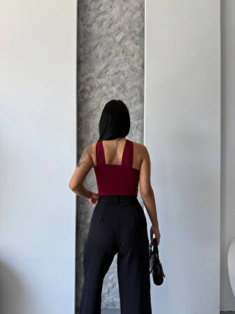 Kadın Bordo Halter Yaka Metal Detaylı Şık Crop Bluz HZL25S-FRY123251