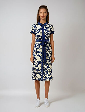 Kadın Lacivert Krem Kuşaklı Çiçek Desenli Düğmeli Yazlık Viskon Elbise HZL24S-BD124551