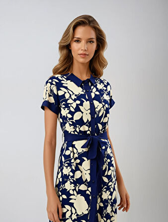 Kadın Lacivert Krem Kuşaklı Çiçek Desenli Düğmeli Yazlık Viskon Elbise HZL24S-BD124551