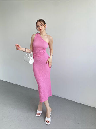 Kadın Pembe Gofre Kumaş Tek Omuz Bluz HZL25S-ZK13271