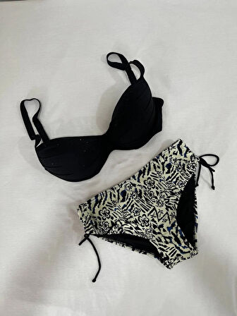 Kadın Siyah Taş İşlemeli Bej Desenli Astarlı Büyük Beden Bikini Takımı HZL25S-LC3351