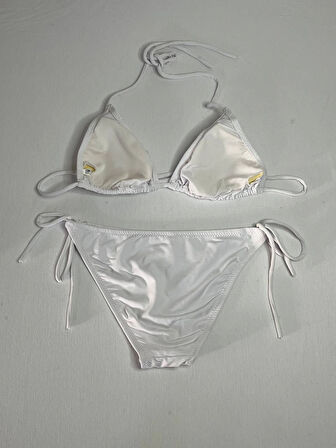 Kadın Beyaz Boyundan İp Bağlamalı Üçgen Bikini Takımı HZL25S-LC5005
