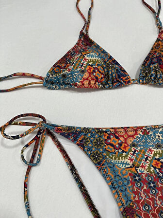 Kadın Kahverengi Etnik Desen Boyundan İp Bağlamalı Üçgen Bikini Takımı HZL25S-LC5005