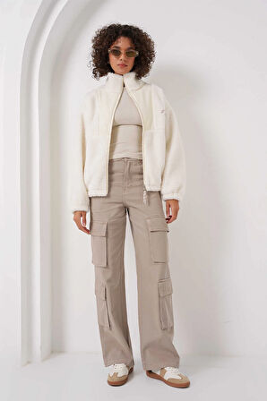 Kadın Ekru Krem Baskılı Fermuarlı Suni Yünlü Astarlı Peluş Ceket HZL25W-BD151941