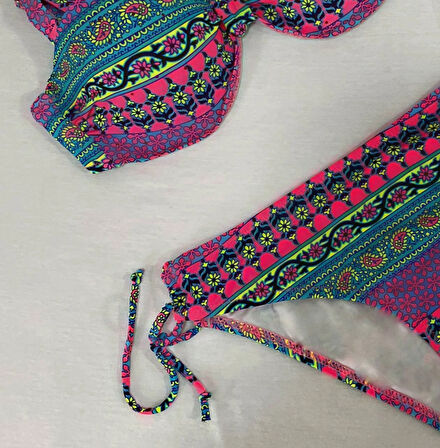 Kadın Fuşya Çok Renkli Etnik Desen Atarlı Bikini Takımı HZL25S-LC8004