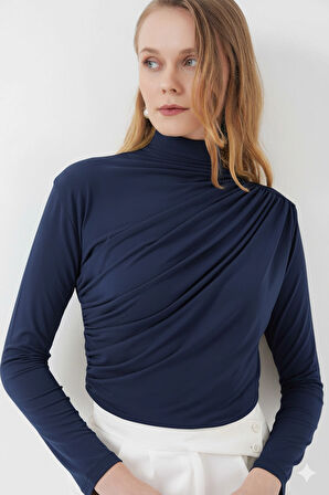 Kadın Lacivert Büzgü Detay Balıkçı Yaka Sandy Bluz HZL25W-BD19251