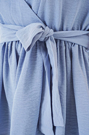 Kadın Mavi Kruvaze Yaka Beli Lastikli Kuşaklı Bluz HZL25S-BD19661