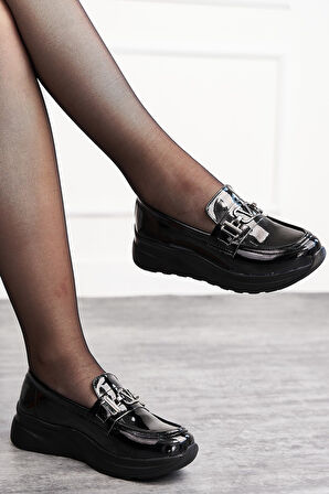 Günlük Kadın Loafer V Tokalı Kalın Topuklu Tırtıklı Tabanlı Oval Burunlu Makosen Ayakkabı 7697