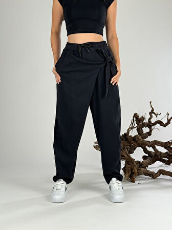 Kemer Detaylı Tasarım Siyah Kadın Pantolon COC1054