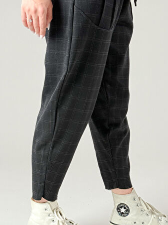 Cep Detaylı İnce Ekose Kadın Baget Pantolon COC1172