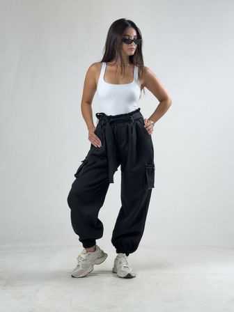 Siyah Kadın Bol Kesim Kargo Cepli Jogger Pantolon COC3322