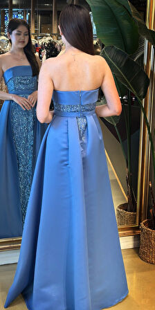 İndigo Straplez Yaka Çıkarılabilir Kuyruklu Düz Kesim Simli Uzun Abiye Elbise 7699