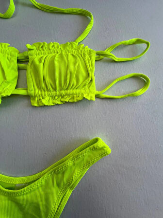 Kadın Neon Yeşil İp Bağlamalı Büzgülü Straplez Bikini Takım HZL25S-LC2226