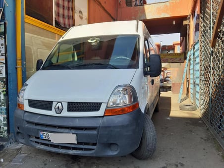 Kısa Şase Arka Yan Çıta Bandı Renault   Master Movano Sürgülü Kapı Arkası SAĞ-SOL   AYNIDIR