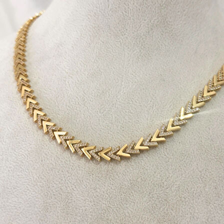VIP Seri Zirkon Taşlı Ok Kolye Gold