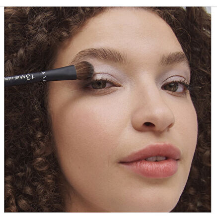 SEPHORA COLLECTION 13 Çok Amaçlı Göz Fırçası - Sezgisel uygulama, kusursuz sonuç