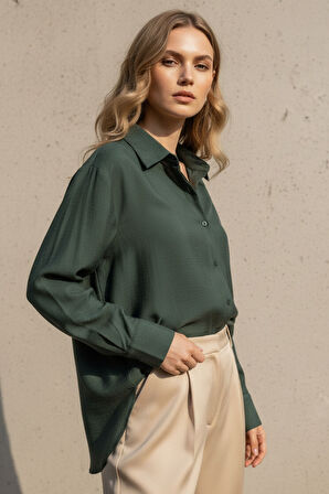 Regular Zümrüt Yeşili Jakarlı İpeksi Yumuşaklıkta Dokulu Kadın Gömlek Modal Kadın Gömlek,