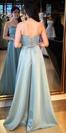 Mint Taş Detaylı Sırt Dekolteli Yırtmaçlı Kloş Etekli Saten Uzun Abiye Elbise 7733